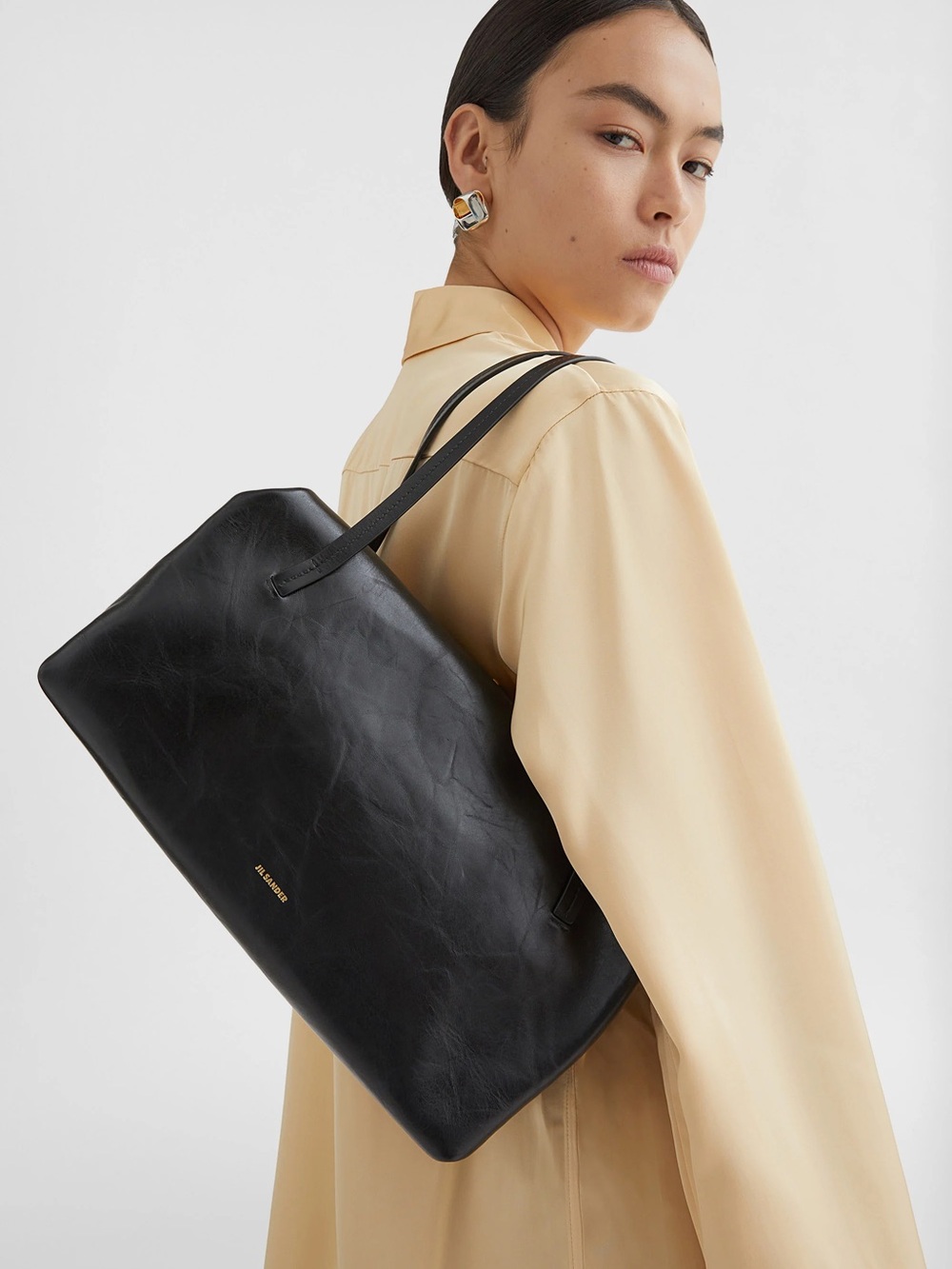 Jil Sander Goji Pillow Medium Shoulder Bag
